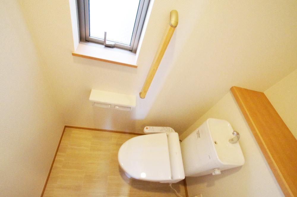 Toilet. Unexpectedly come in handy, Toilet with a storeroom