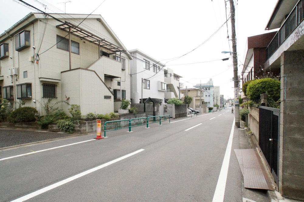 Local photos, including front road. Refreshing is the the residential area