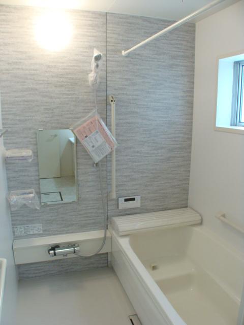 Same specifications photo (bathroom). Example of construction