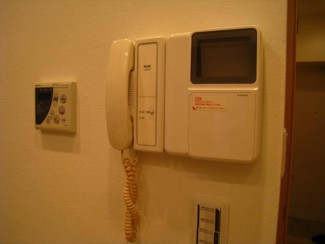 Other. TV monitor with intercom