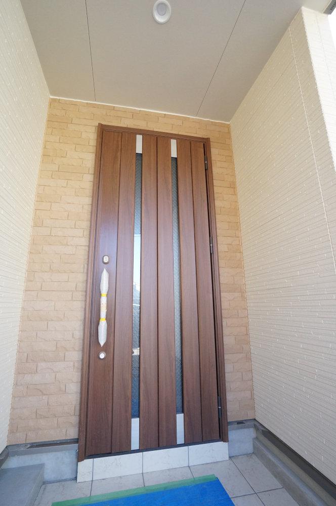 Entrance. Stylish entrance.