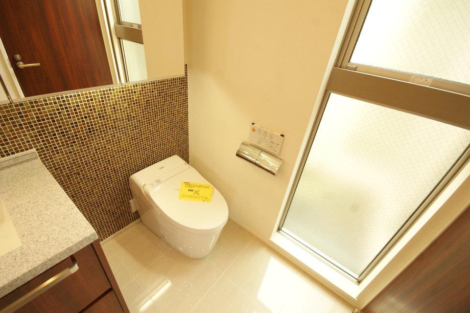 Same specifications photos (Other introspection). It will be in the toilet of construction cases.