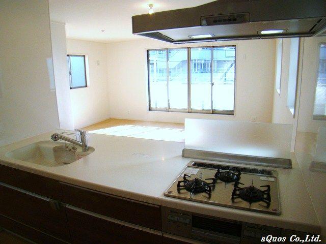 Same specifications photo (kitchen). Same specifications