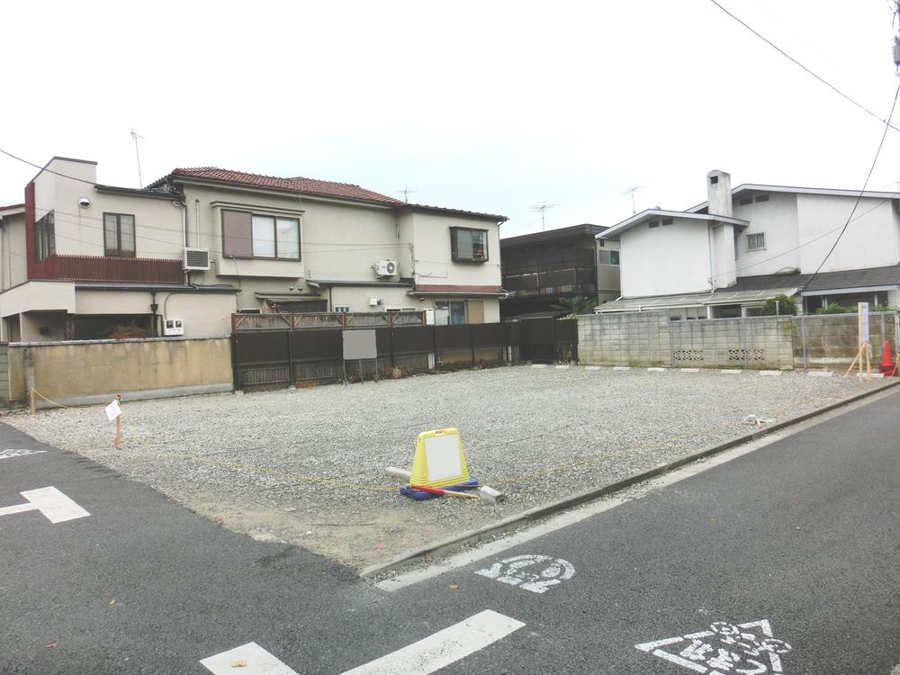 Local appearance photo. Local (11 May 2013) Shooting