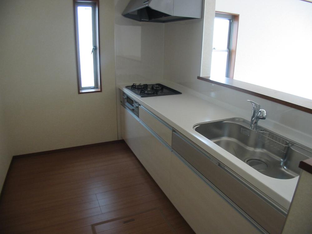 Same specifications photo (kitchen)