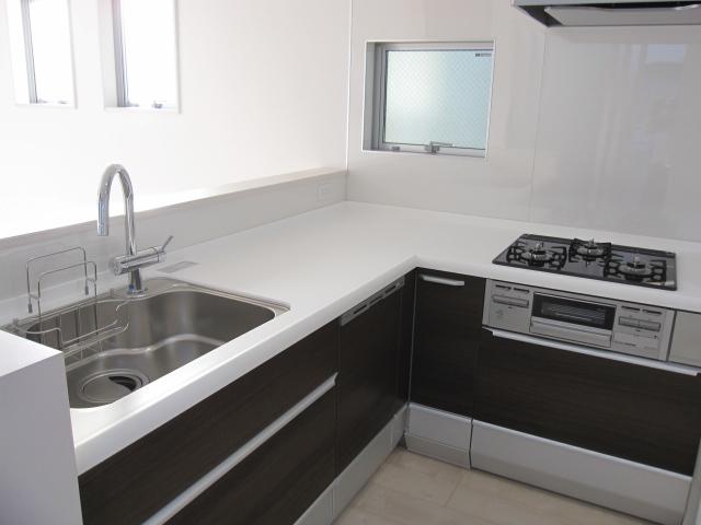 Kitchen. C Building Kitchen