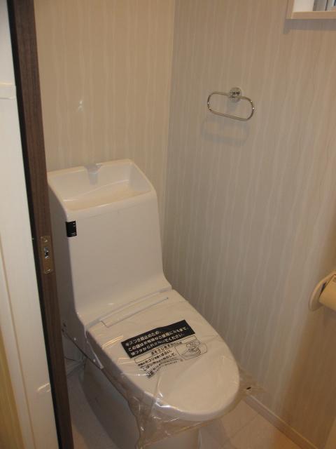 Toilet. C Building toilet