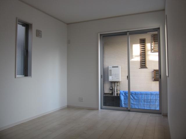 Non-living room. C Building Western-style