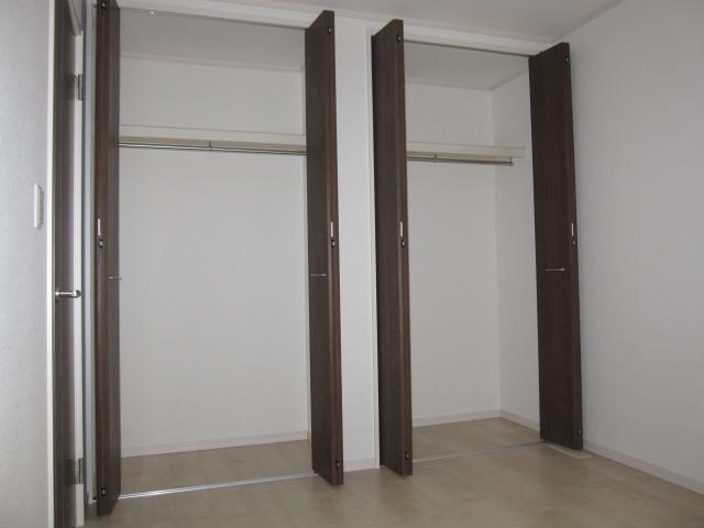 Non-living room. C Building Western-style