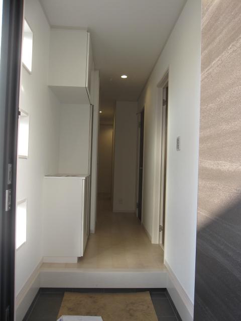 Entrance. C Building entrance