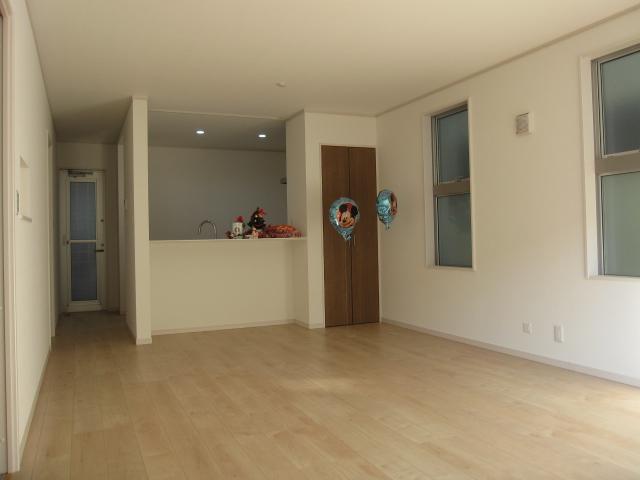 Living. B Building LDK