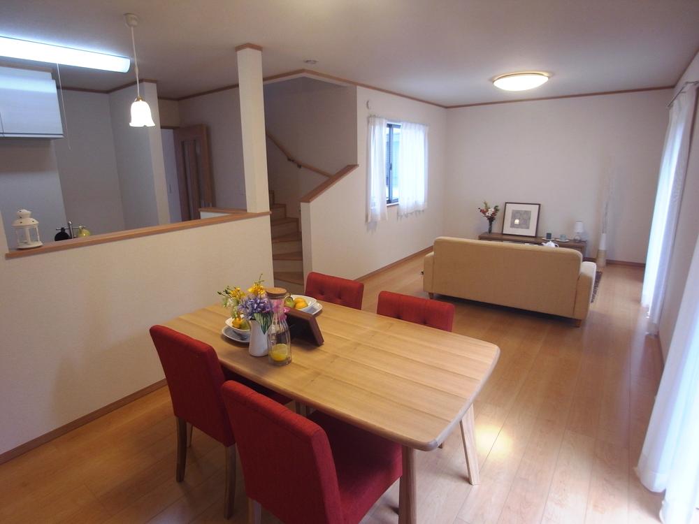 Living. Indoor (10 May 2013) Shooting