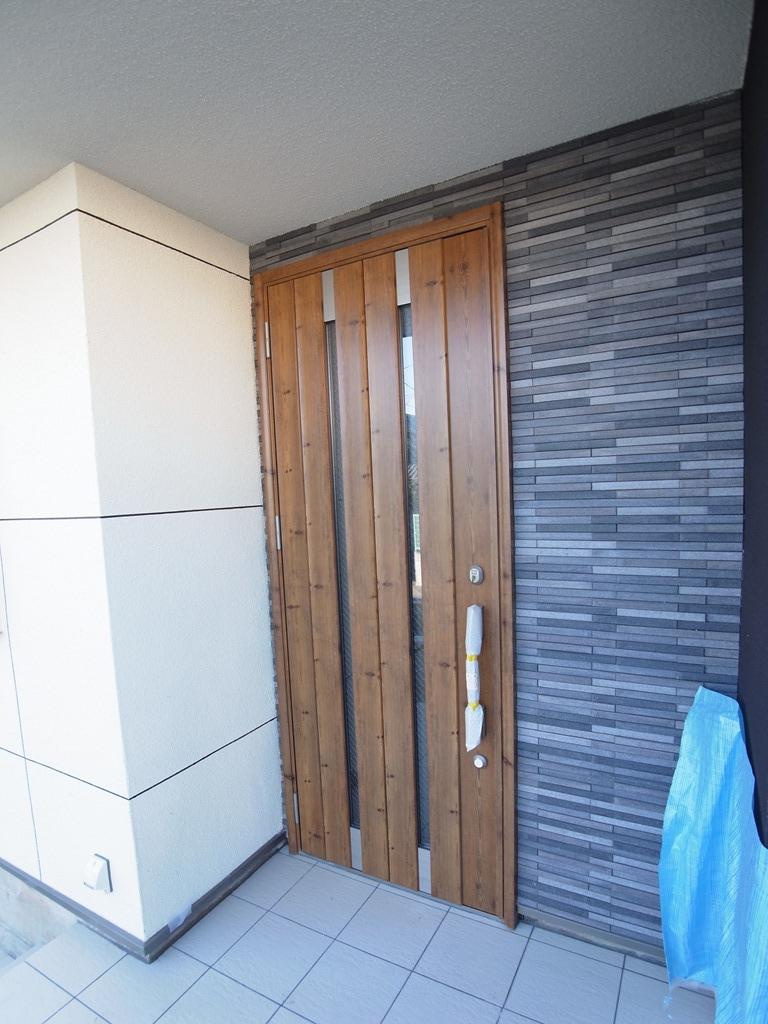 Local appearance photo. Indoor (11 May 2013) Shooting