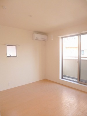 Living and room. ☆ Popular Flooring ☆