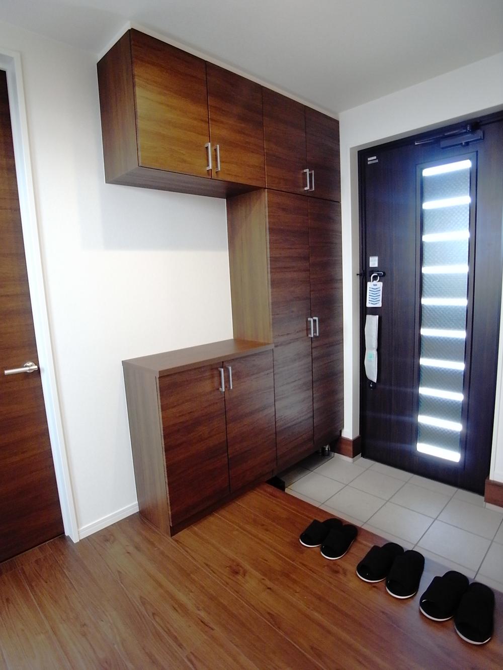 Same specifications photos (Other introspection)