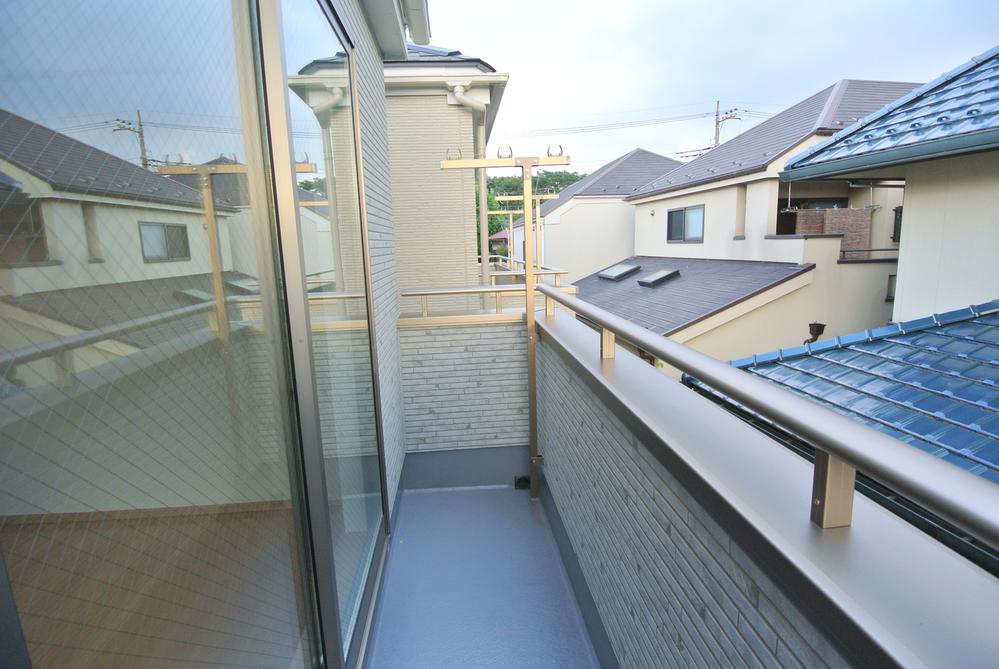 Balcony. Local (September 2013) Shooting