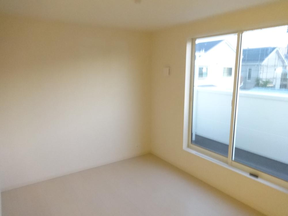 Non-living room. Indoor (11 May 2013) Shooting