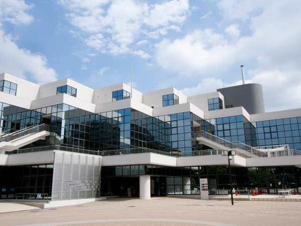 Surrounding environment. Takaido region Kumin Center (about 560m / 7 minutes walk) pool, Physical education room, Library, Other cafe, Enhancement facilities that corresponds to the multi-purpose, such as meeting rooms and cooking chamber.