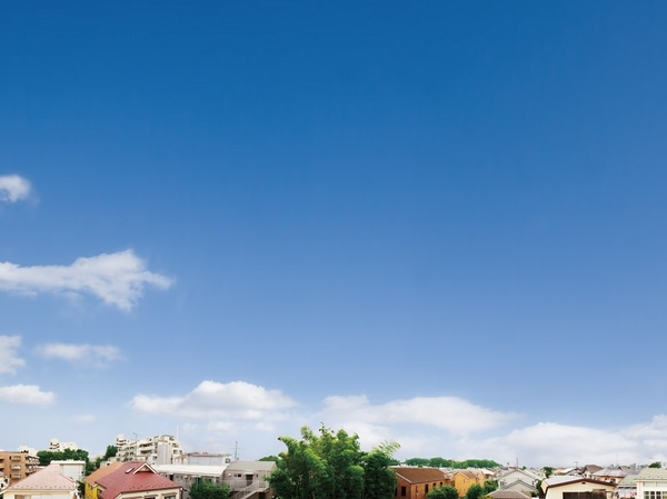 Interior. Overlooking the south from local rooftop equivalent (August 2013 shooting). ※ It does not guarantee a view of over the current and future