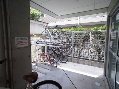 Other common areas. Bicycle-parking space ☆