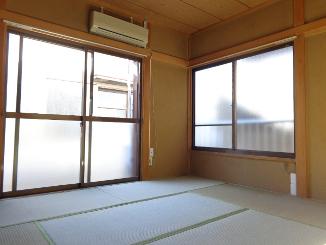 Other. Japanese-style room 8 quires! Already re-covered tatami ☆