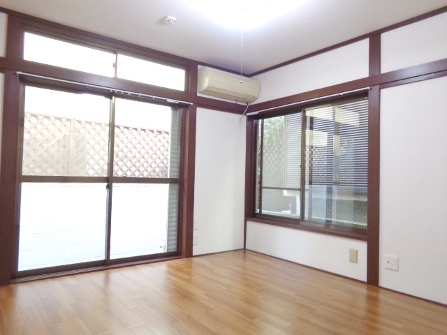 Living and room. Western-style 8 pledge! You can use spacious ☆