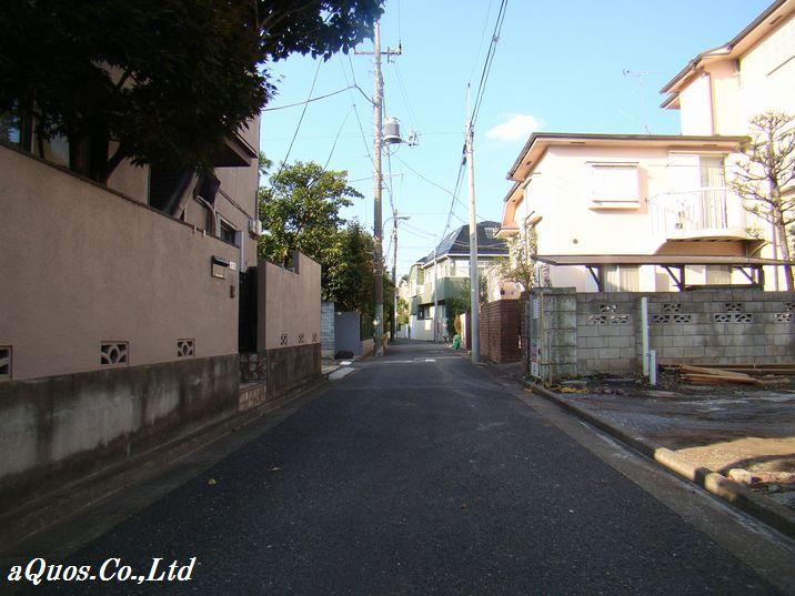 Local photos, including front road. Local (September 2013) Shooting