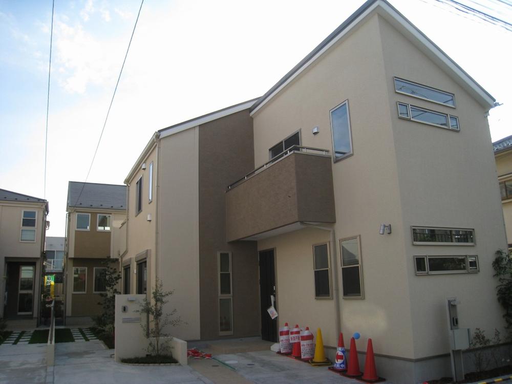 Local appearance photo