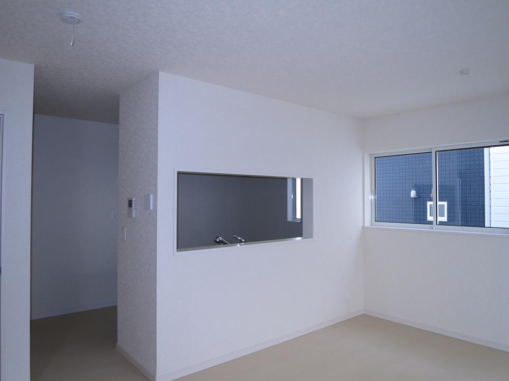 Living. Local (11 May 2013) Shooting