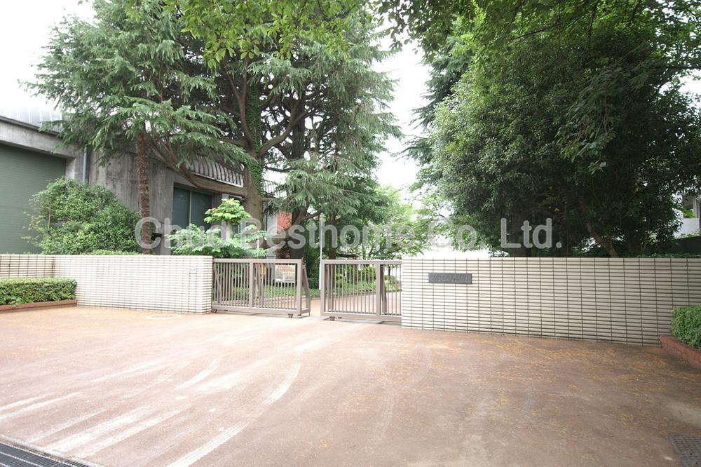 high school ・ College. 1335m to Tokyo Metropolitan West High School