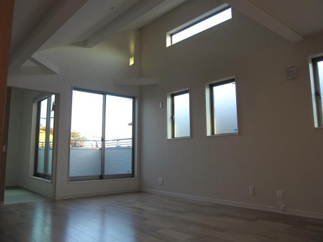 Living. Indoor (12 May 2013) Shooting