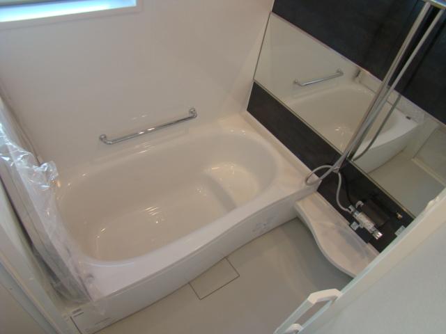 Same specifications photo (bathroom). Same specifications