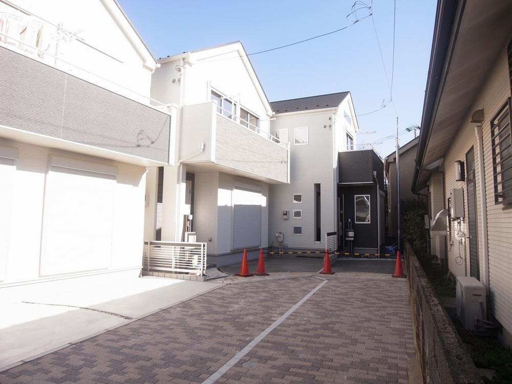 Local appearance photo