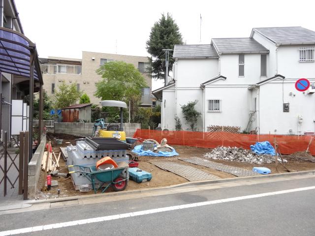 Local appearance photo. Site (under construction) December 2013 shooting