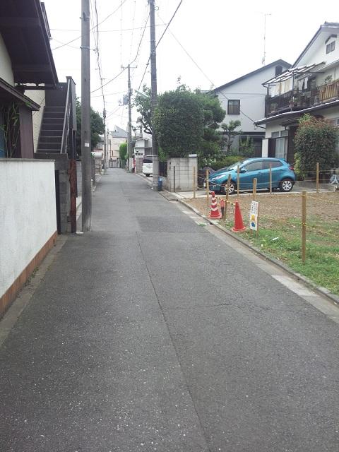 Local photos, including front road. Local (July 2013) Shooting