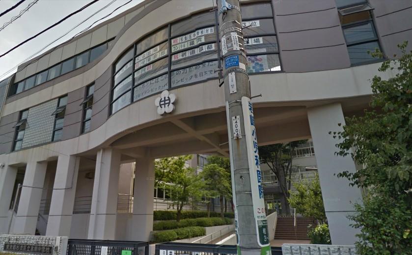 Junior high school. 1200m to Suginami Tatsudaka Minami Junior High School