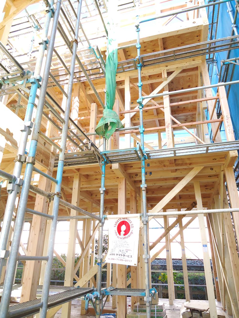 Local appearance photo. Local (12 May 2013) Shooting