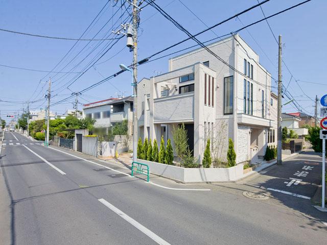 Local appearance photo