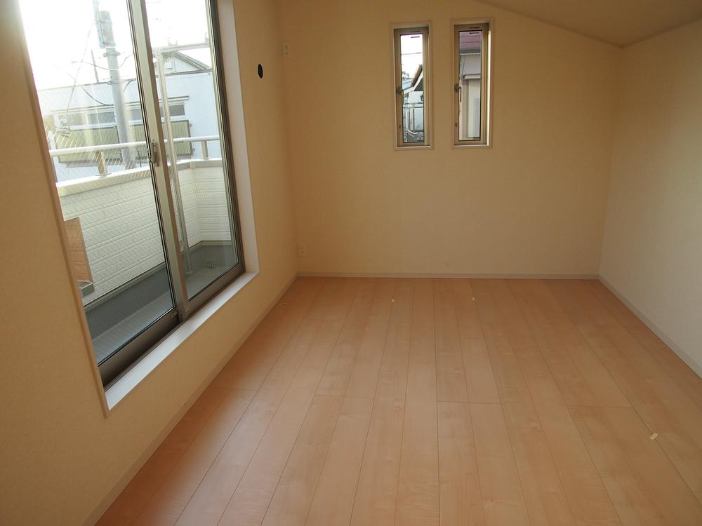 Non-living room. Indoor (12 May 2013) Shooting