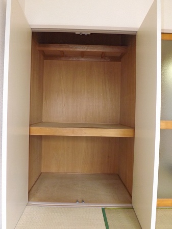 Receipt. It can store plenty Besides clothes.