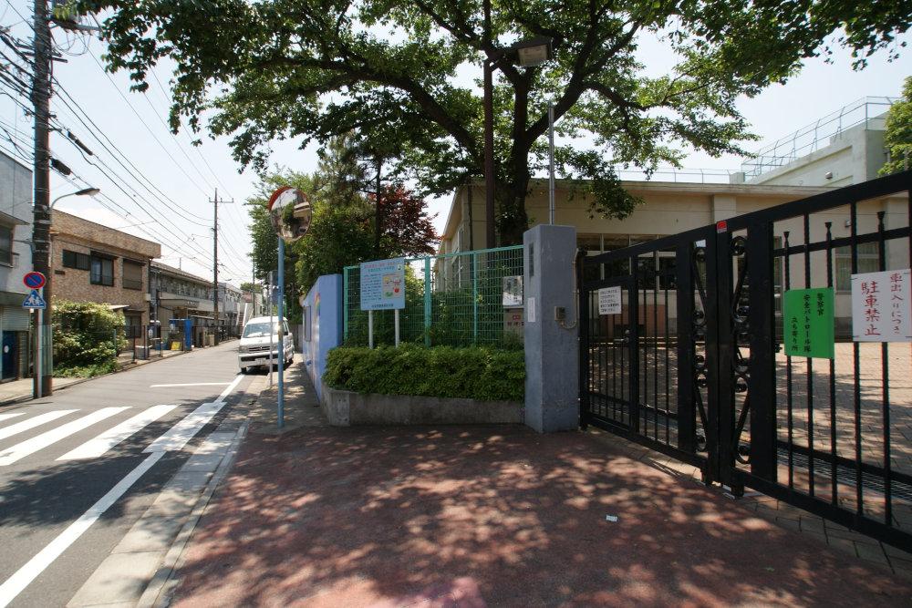 Junior high school. 355m to Suginami Ward pine tree junior high school