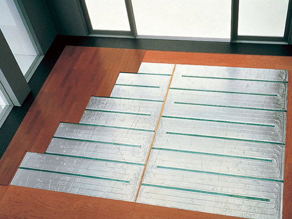 Interior.  [TES hot water floor heating] Warm comfortably from feet, Healthy because it does not pollute also indoor air. (Same specifications)