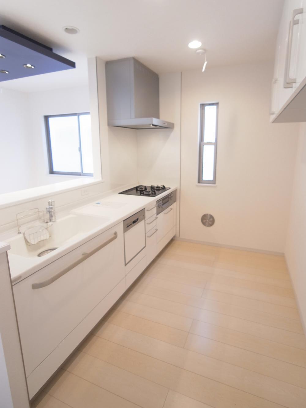 Kitchen. E Building kitchen