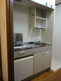 Kitchen. 1-neck Gasukitchin