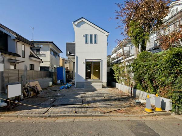 Local photos, including front road