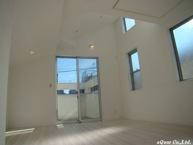 Living. Indoor (11 May 2013) Shooting