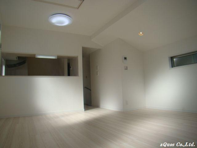 Living. Indoor (11 May 2013) Shooting