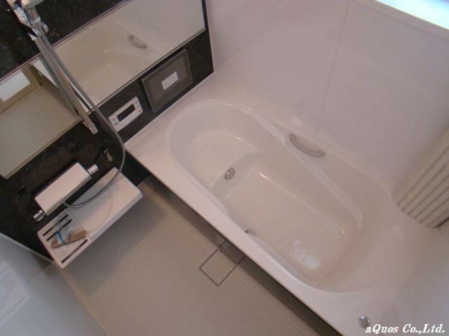 Bathroom. Indoor (11 May 2013) Shooting