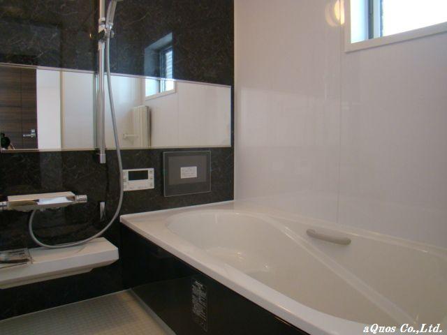 Bathroom. Indoor (11 May 2013) Shooting