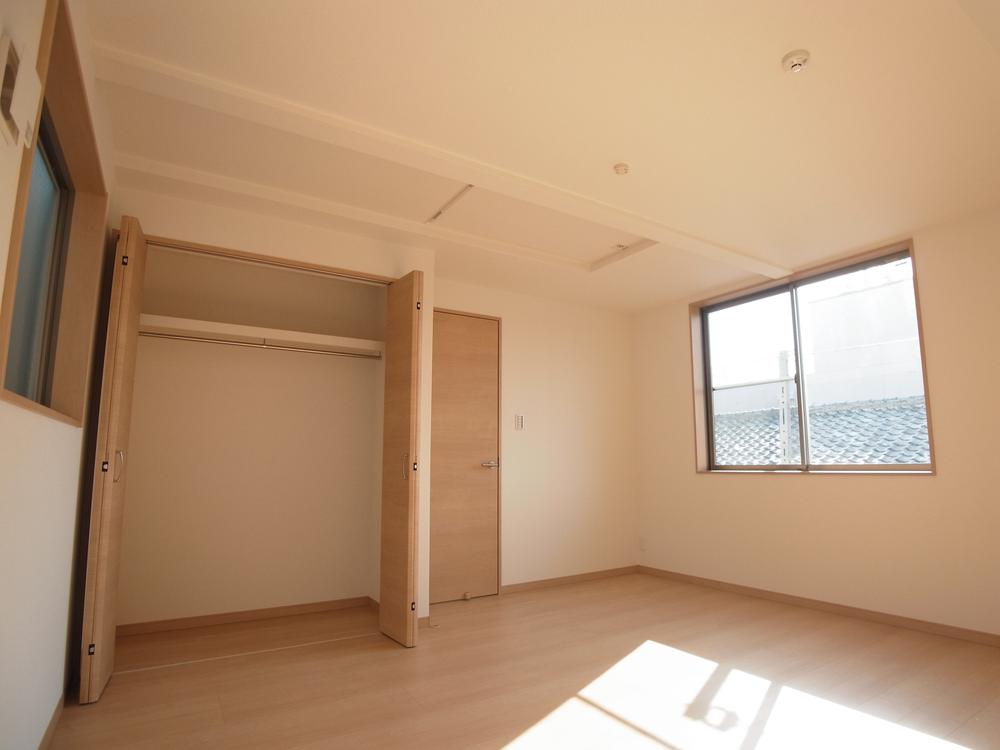 Non-living room. Local (September 2013) Shooting